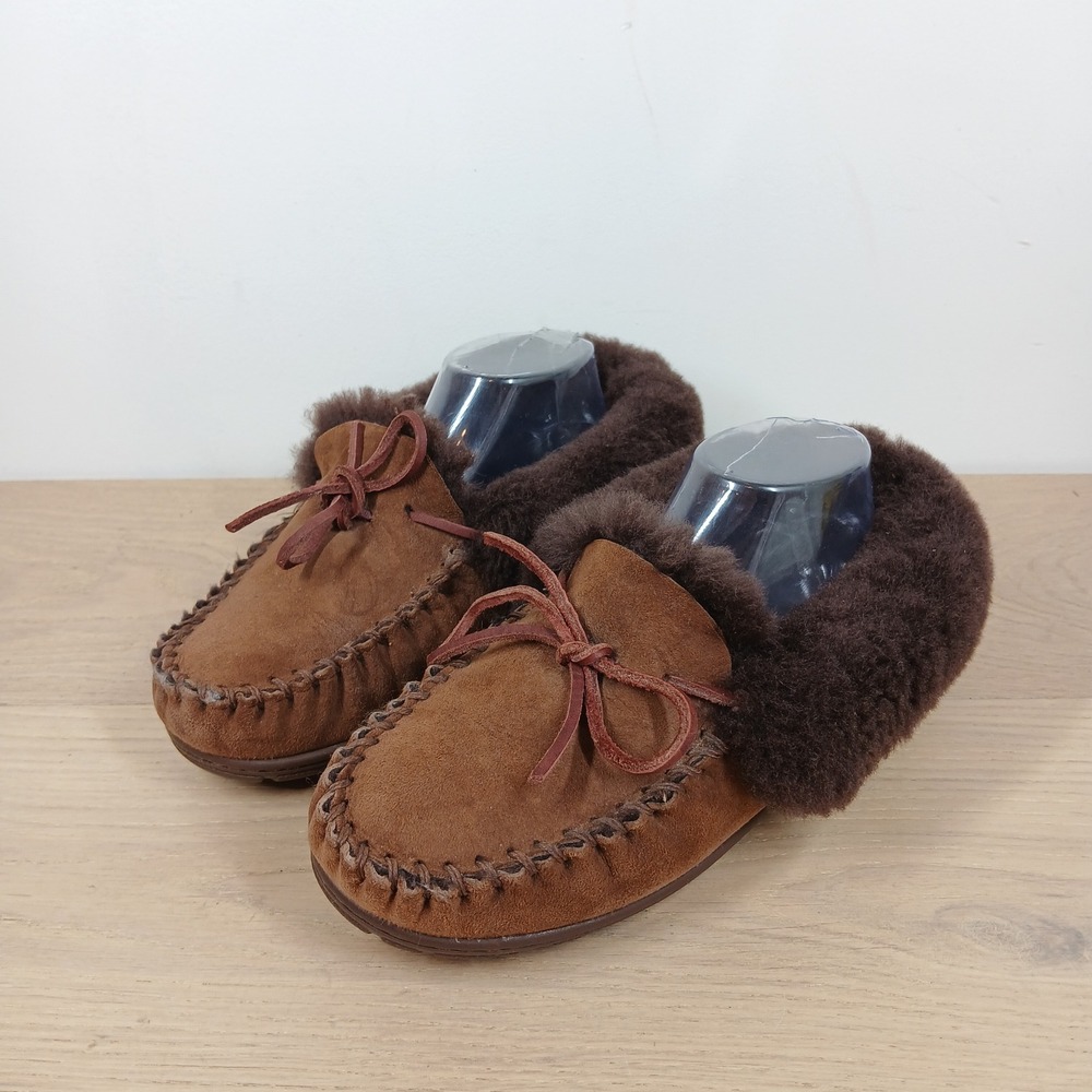 LL Bean Wicked Good Moccasin Slippers Womens 8 Brown Suede Shearling Lined Bow